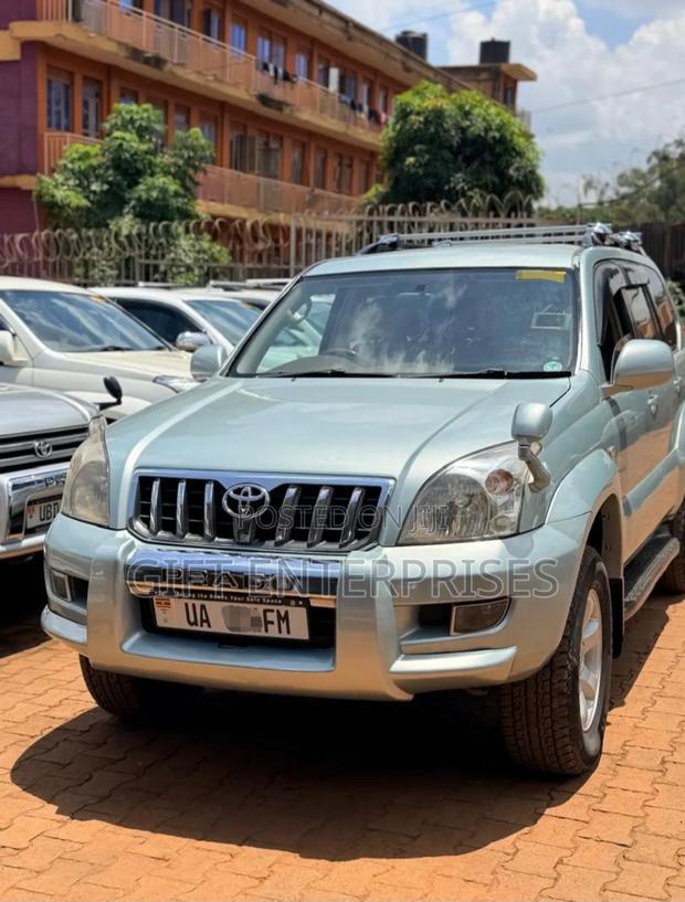 Toyota Land Cruiser Prado 2007 Silver