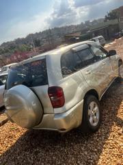 Toyota RAV4 Automatic 2000 Gold for sale