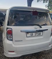 Toyota Corolla Rumion 2010 White for sale