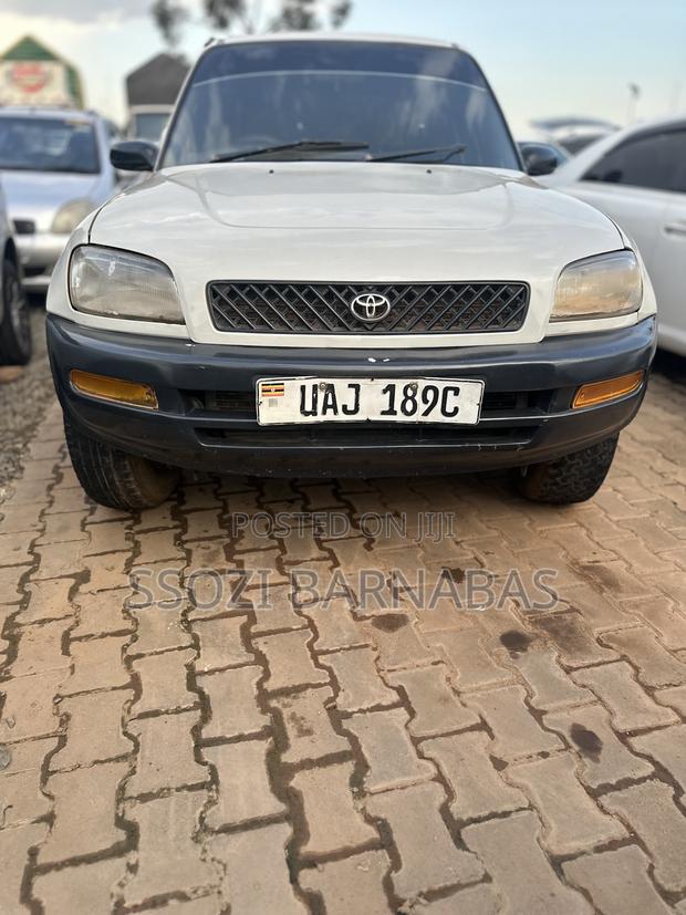 Toyota RAV4 Cabriolet 1998 White