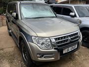 Mitsubishi Pajero 2010 Gold for sale