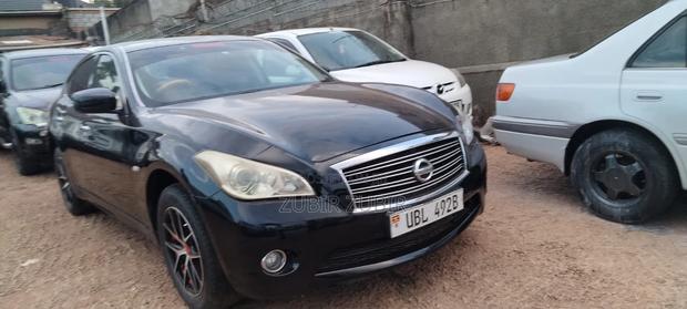 Nissan Fuga 2010 Black
