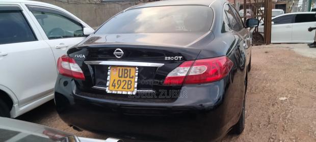 Nissan Fuga 2010 Black