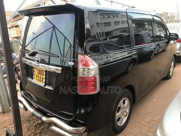 Toyota Noah 2008 Black