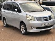 Toyota Noah 2010 Silver for sale
