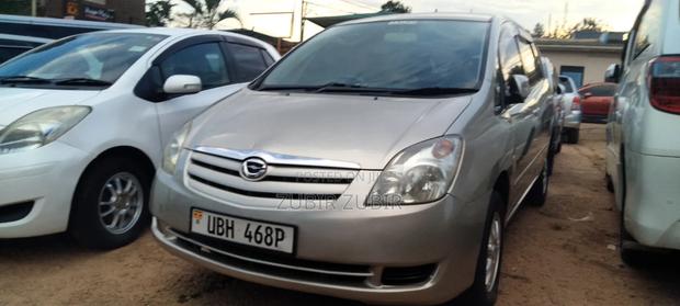 Toyota Corolla Spacio 2007 Gold