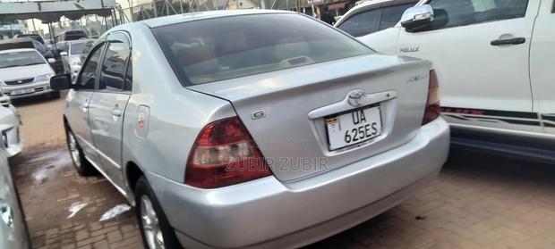Toyota Corolla 2005 Gold
