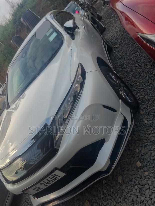 Toyota Harrier 2016 Silver