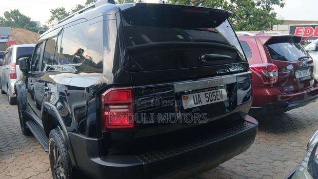 Toyota Land Cruiser Prado 2025 Black