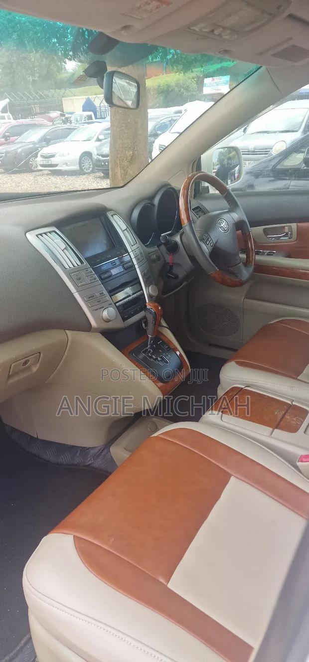 Toyota Harrier 3.0 V6 2004 White