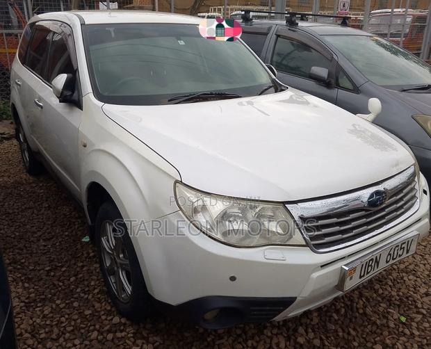 Subaru Forester 2010 White