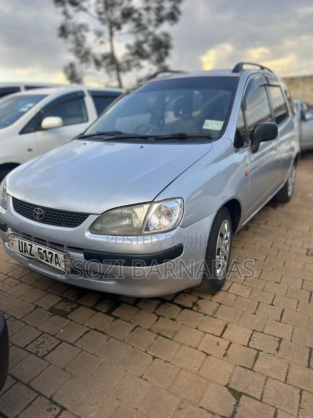 Toyota Corolla Spacio 1998 Silver