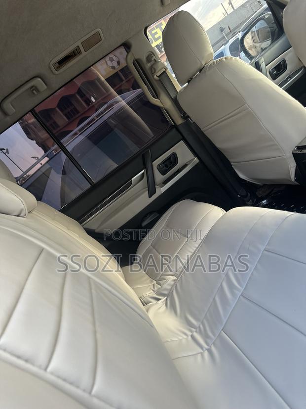 Mitsubishi Pajero 2006
