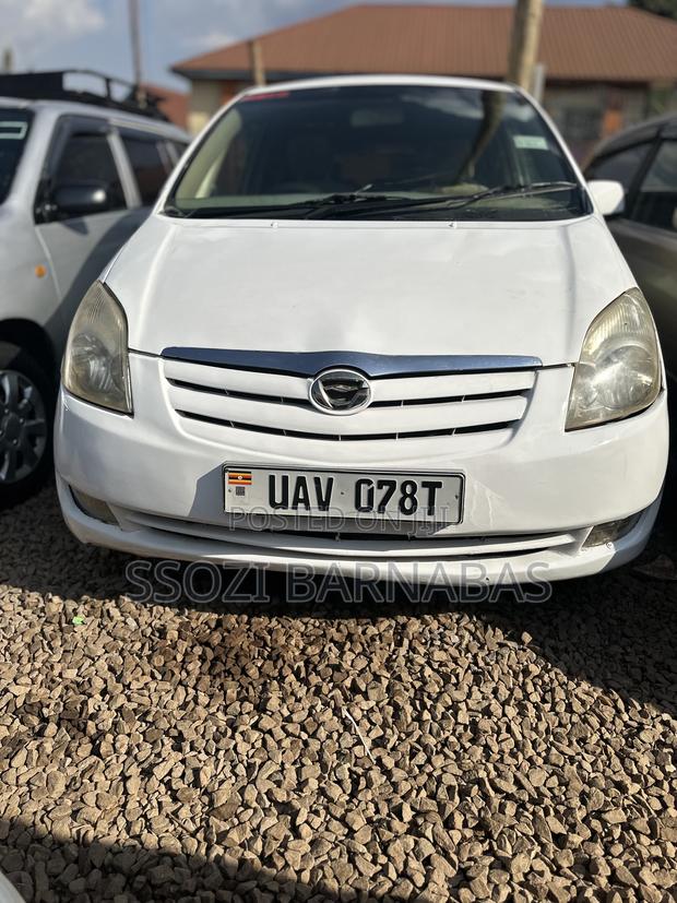Toyota Corolla Spacio 2003 White