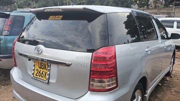 Toyota Wish 2008 Silver