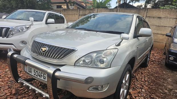 Toyota Harrier 2010 Silver