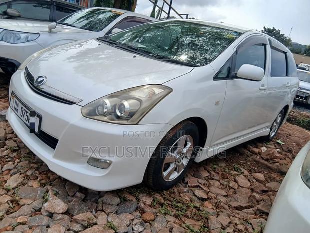 Toyota Wish 2009 White