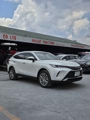 Toyota Harrier 2.0 2021 White for sale