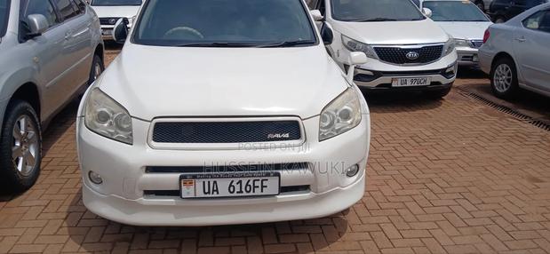 Toyota RAV4 2008 White