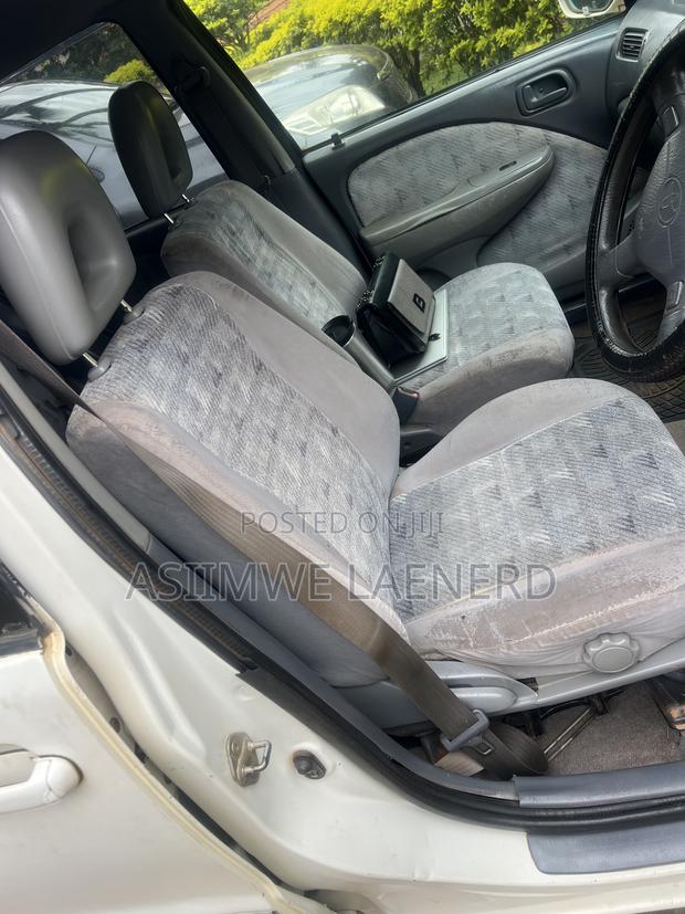 Toyota Raum 2000 White
