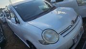 Toyota Sienta 2008 White for sale