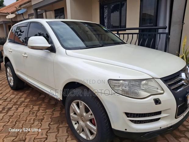 Volkswagen Touareg 2008 White