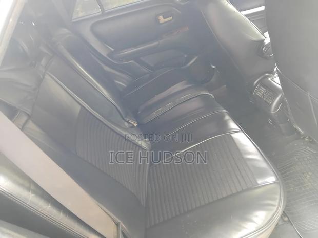 Toyota Harrier 2001 Gold