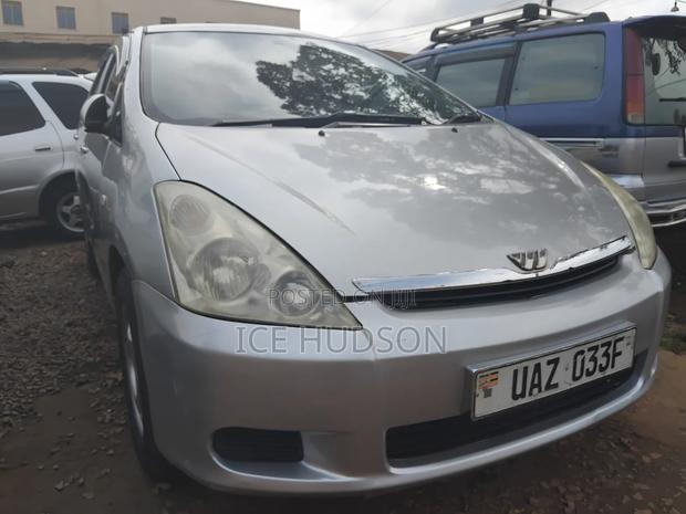 Toyota Wish 2005 Teal