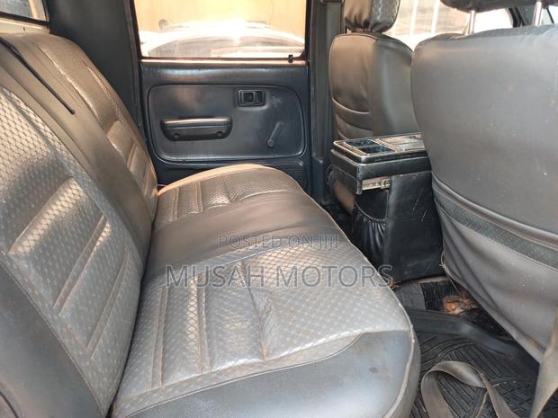 Toyota Hilux 1997 White