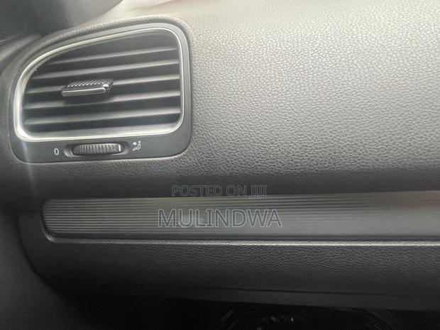 Volkswagen Golf R 4-Door 2012 Black