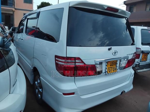 Toyota Alphard 2008 White