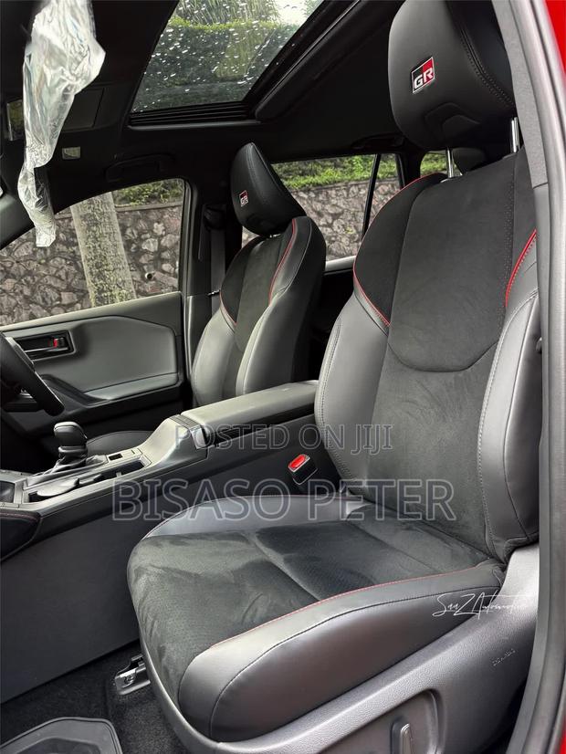 Toyota RAV4 2026 Red