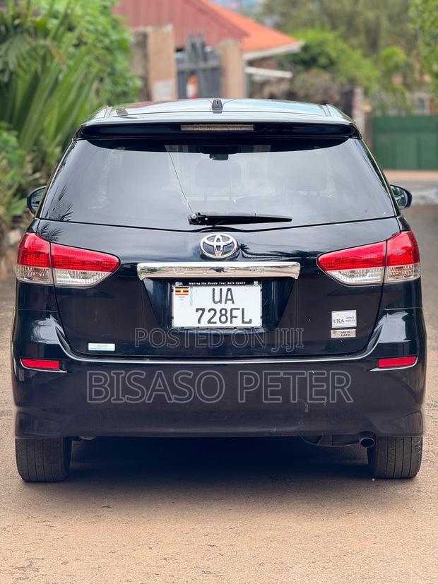 Toyota Wish 2012 Black