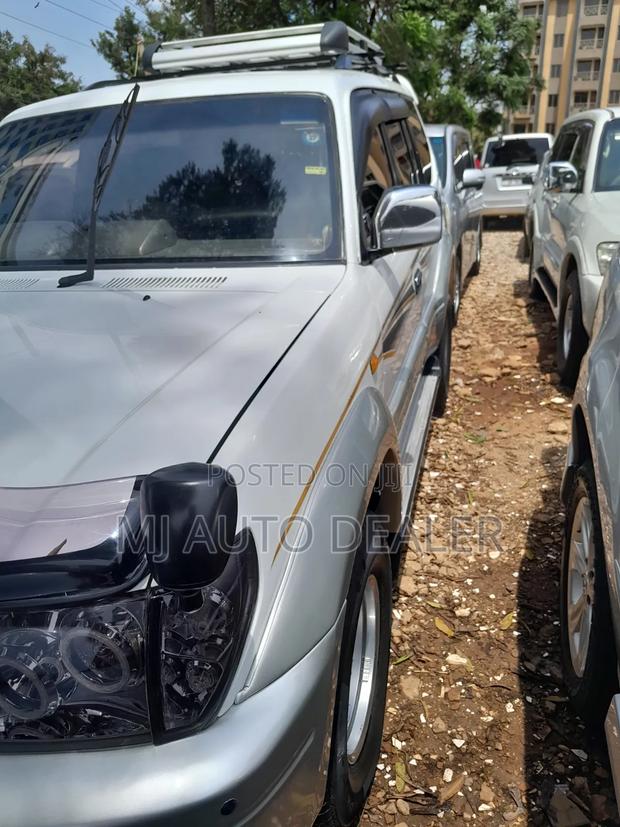 Toyota Land Cruiser Prado 3.0 D-4D 5dr 2005 White