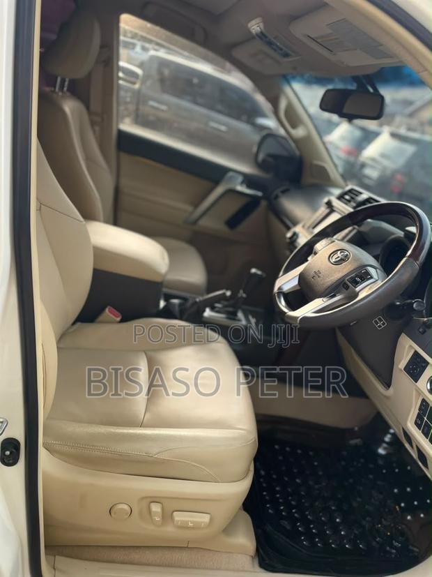 Toyota Land Cruiser Prado 2016 White