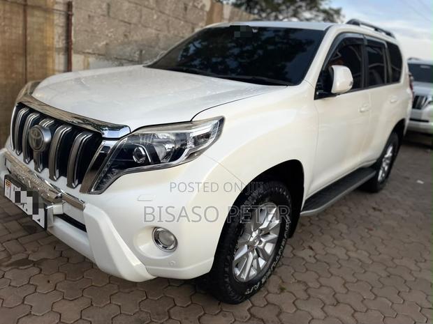 Toyota Land Cruiser Prado 2016 White