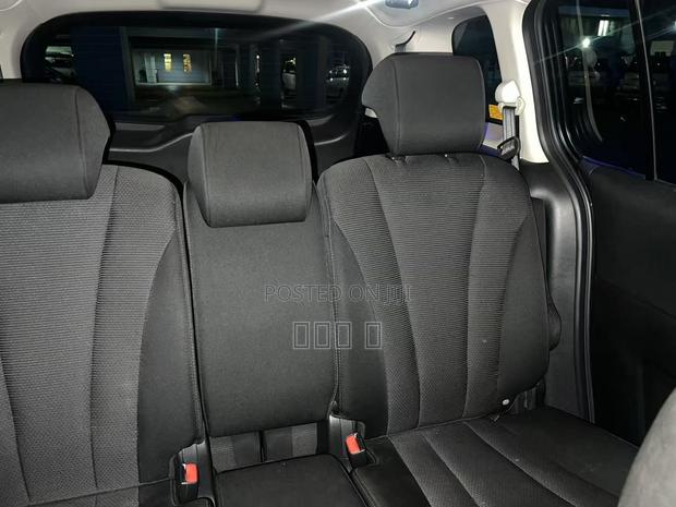Mazda Premacy 2014