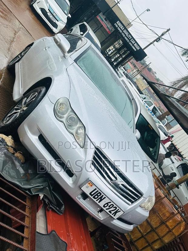 Toyota Mark X 2009 Silver