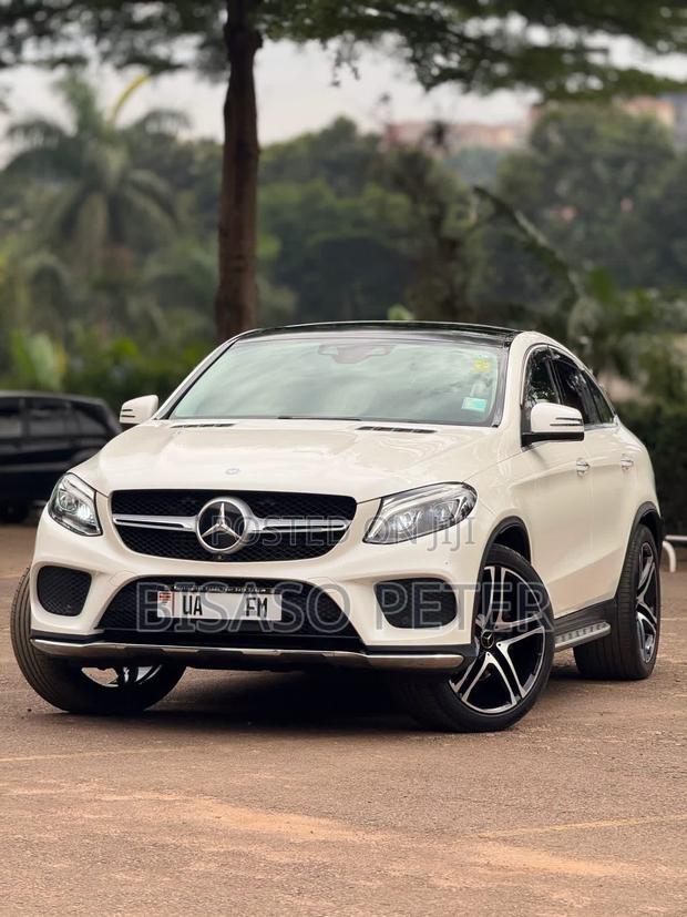 Mercedes-Benz GLE-Class 2018 White