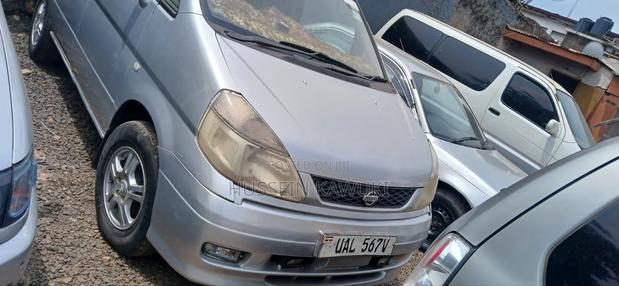 Nissan Serena 2006 Silver