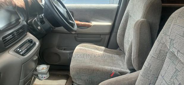 Nissan Serena 2006 Silver