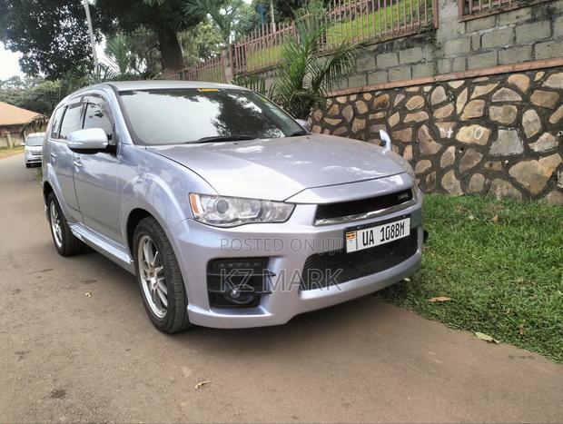 Mitsubishi Outlander Sport ES 2012 Silver