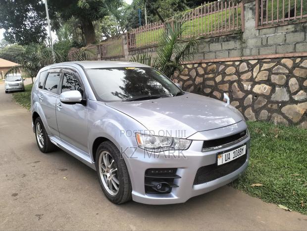 Mitsubishi Outlander Sport ES 2012 Silver