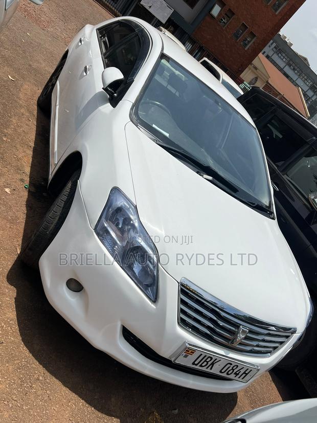 Toyota Premio 2008 White
