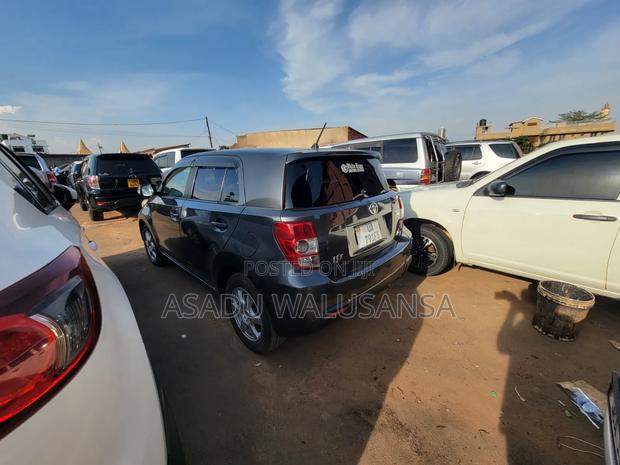 Toyota IST 2009 Gray