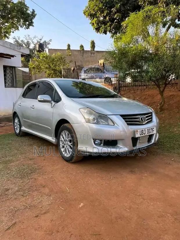 Toyota Blade 2007 Silver
