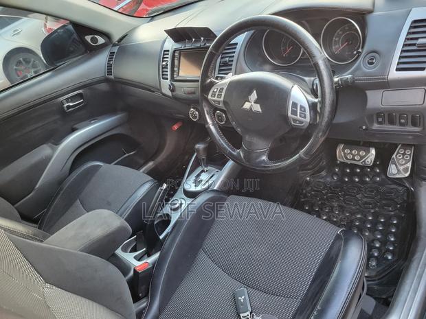 Mitsubishi Outlander GT 2012 Silver