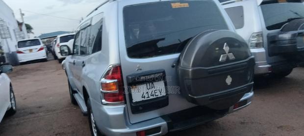 Mitsubishi Pajero 2007 Silver