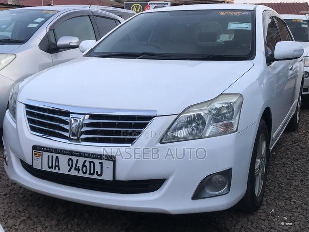 Toyota Premio 2010 White