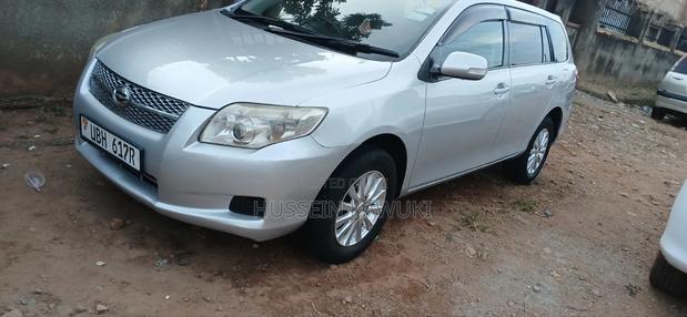 Toyota Corolla Fielder 2008 Silver